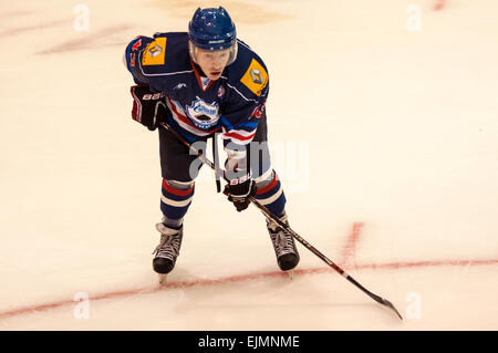 ORENBURG, ORENBURG Region, Russland, 19. Oktober 2014 Jahr. Junior Hockey League Championship match Dobycha Junior-Gazprom Orenburg (Orenburg) - Torpedo (Nischni Nowgorod) Stockfoto