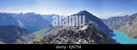 Malerischen Panorama des Tien-Shan-Gebirges in Kirgisistan Stockfoto