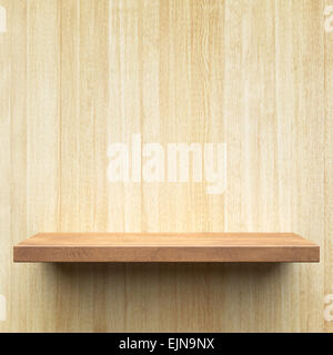 Leeren Regal auf einer Holzwand Stockfoto