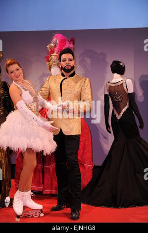 Harald Gloeoeckler seine Kostüme für die Holiday on Ice Show zu fördern.  Mitwirkende: Harald Glööckler wo: Berlin, Deutschland bei: 25 Sep 2014 Stockfoto