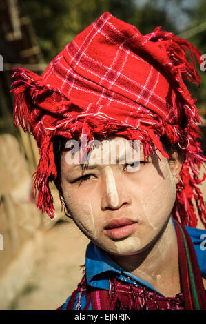 Szene aus Inle-See, junges Mädchen aus der Pa-oh Bergvolk Stockfoto