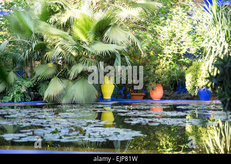 Yves Saint Laurent-Denkmal im Garten Majorelle in Marrakesch, Marokko, Nordafrika Stockfoto