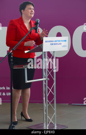 Edinburgh, Schottland. 30. März 2015. Ruth Davidson schottischen konservativen starten Parlamentswahlen Kampagne. Bildnachweis: Pako Mera/Alamy Live-Nachrichten Stockfoto