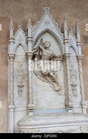 Grab des unbekannten Person in der Basilika Santa Croce in Florenz, Italien. Stockfoto