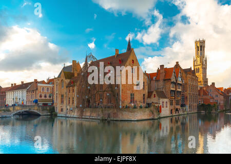 Stadtbild von Rozenhoedkaai in Brügge, Belgien Stockfoto