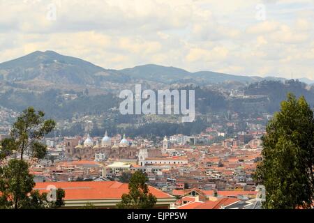 Luftaufnahme des spanischen kolonialen Altstadt in Cuenca, Ecuador Stockfoto