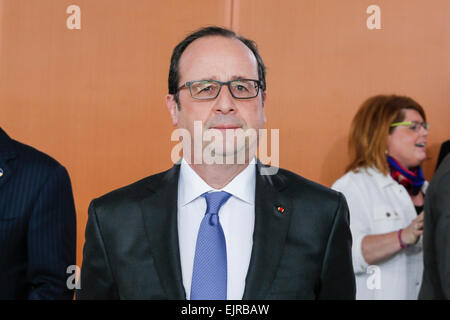 Berlin, Deutschland, 31. März 2015. Vollversammlung der Ministerrat mit dem französischen Staatspräsidenten, Fran Ois Hollande, von Bundeskanzlerin Merkel im Kanzleramt auf 31. März 2015 realisiert in Berlin, Deutschland. / Bild: Fran Ois Hollande, Präsident von Frankreich. Bildnachweis: Reynaldo Chaib Paganelli/Alamy Live-Nachrichten Stockfoto