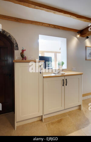 Eine traditionelle Küche in einem Bauernhaus im Vereinigten Königreich. Stockfoto
