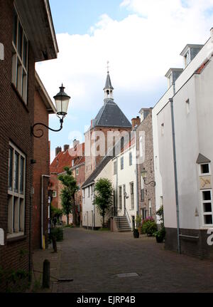 Wallhäuser Straße in der mittelalterlichen Altstadt von Amersfoort, die Niederlande Stockfoto