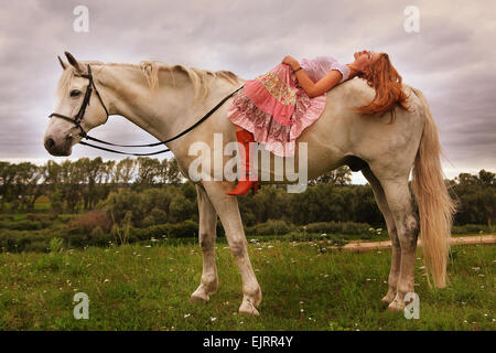 Frau Reiter, Pferd, Tier, Natur, Luft, Gesundheit, Trense, Reiten, Fahrt, Liebe, zusammen, verstehen, Stockfoto