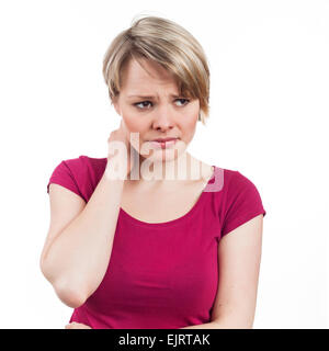 Porträt einer Frau, die auf der Suche besorgt oder Schmerzen, isoliert auf weiss Stockfoto