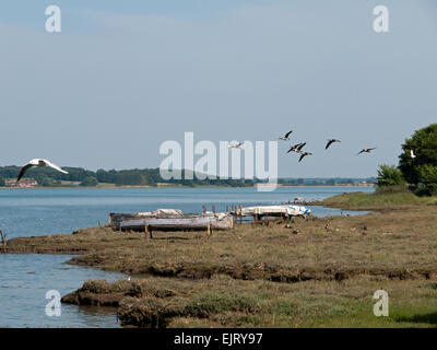 Der schöne Fluss Stour Valley Mündung bei Mistley in Essex, England Stockfoto