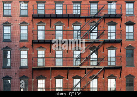 Brownstone Apartment Altbau in der Mittelstadt Philadelphia, Pennsylvania Stockfoto