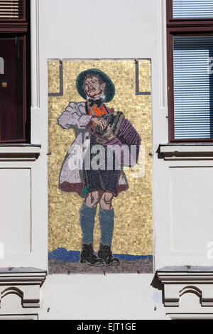 Mosaik auf der Haus-Fassade, Glockenspielplatz, Graz Stockfoto