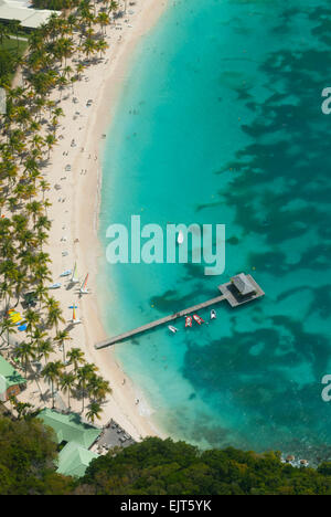 Frankreich. Guadeloupe, Saint Anne Stadt Strand Plage De La Caravelle mit Club Med Ressort Hotel (Luftbild) / / Guadeloupe, Ville Stockfoto