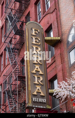 Ferrara italienische Bäckerei und Kaffeehaus in Little Italy in New York City Stockfoto