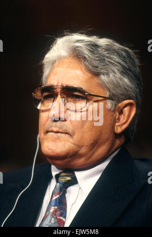 Nicaraguanischen Contra-Führer Eden Pastora bezeugt im Kongress 26. November 1996 in Washington, DC. Stockfoto