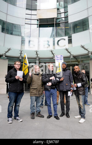 London, 1. April 2015. BECTU Mitglieder nehmen Streiks bei der BBC im Broadcastin House Stockfoto