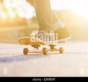 USA, Florida, West Palm Beach, Mann Skateboarden im skatepark Stockfoto