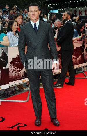 London, UK, 1. Oktober 2014 Luke Evans besucht Premiere Film Dracula Untold im Odeon Leicester Square West End in London. Stockfoto