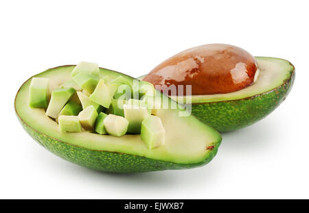 Avocado in Scheiben geschnitten, kleine Scheiben, die isoliert auf weißem Hintergrund Stockfoto