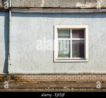 Alte Gebäude Vorderansicht Zusammensetzung erschossen Stockfoto