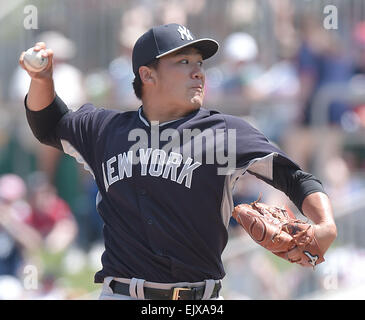 Fort Myers, Florida, USA. 31. März 2015. Masahiro Tanaka (Yankees) MLB: Masahiro Tanaka von der New York Yankees Stellplätze in einem Frühling Training Baseball-Spiel gegen die Minnesota Twins CenturyLink Sports Complex in Fort Myers, Florida, Vereinigte Staaten. © AFLO/Alamy Live-Nachrichten Stockfoto