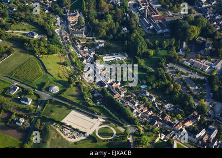 Amboise Stadt und das königliche Schloss aus der Luft einschließlich Chateau Clos Luce Stockfoto