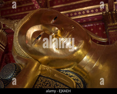 Buddha im Wat Pa Mok Worawihan, Ang Thong, Thailand Stockfoto