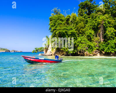 Karibik, große Antillen, Jamaika, Portland Parish, Port Antonio, Pellew Insel, Boot Stockfoto