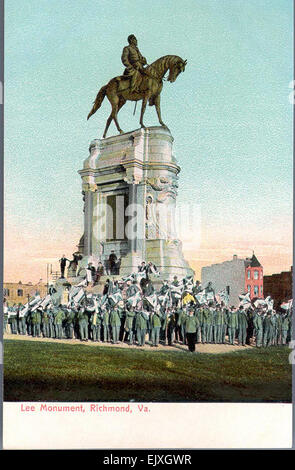 Das Lee Monument in Richmond, Virginia, stellt ein bedeutendes historisches und kulturelles Wahrzeichen dar. Das Denkmal, das zu Ehren des konföderierten Generals Robert E. Lee errichtet wurde, war Gegenstand vieler historischer Debatten und Diskussionen. Stockfoto