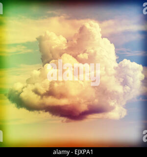 Gecrosst wird altes Film Stil Bild einer Wolke. Stockfoto