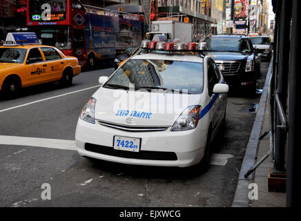 2009 NYPD Toyota Prius Polizeiautos in New York City, USA Stockfoto