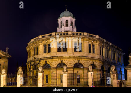 Das Sheldonian Theatre ist ein Gebäude von Oxford Universität für Konzerte und Preisverleihungen, von Christopher Wren entworfen verwendet Stockfoto