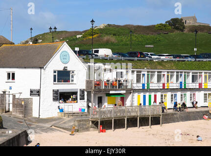 St Ives einen charmanten historischen Küstenstadt in Cornwall England UK Porthgwidden Beach Cafe Stockfoto