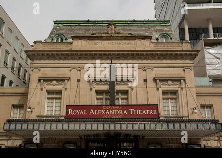 Royal Alexandra Theatre an der King Street in der Innenstadt von Toronto. Über 100 Jahre alt Stockfoto
