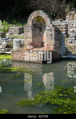 Überflutet bleibt das Heiligtum des Asklepios in antiken Butrint im Süden Albaniens Stockfoto