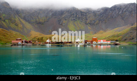 Nun Hauptstadt von Süd-Georgien und alte Walfangstation Grytviken Stockfoto