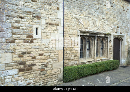 Eingang zu einer späten fünfzehnten Chantry nach Hause in Easton (England) für einen Priester sagen Masse täglich für das Wohlergehen (dh er gewidmet Stockfoto