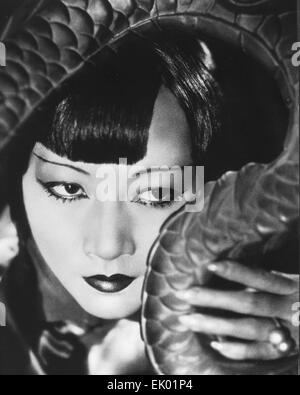 ANNA kann WONG (1906-1961) chinesisch-amerikanische Filmschauspielerin ca. 1935 Stockfoto