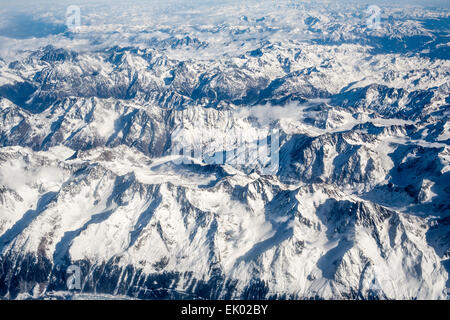 Ein Blick über die Alpen in Norditalien Stockfoto