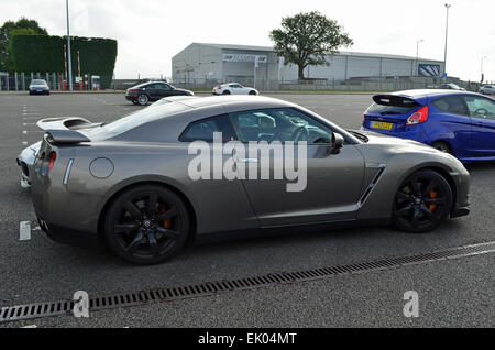 Metallic Grau Nissan GTR Stockfoto