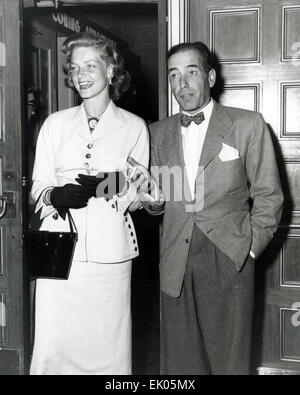 LAUREN BACALL mit Ehemann Humphrey Bogart über 1955 Stockfoto