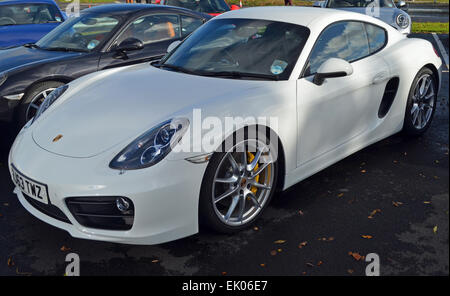 2013 weiße Porsche Cayman Stockfoto