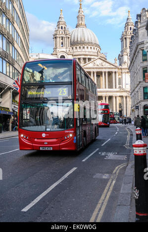 Blick auf St. Pauls Kathedrale, London Stockfoto