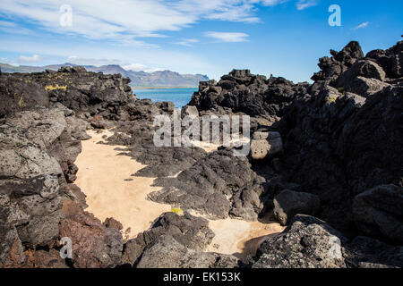 Lava-Gestein auf die Küste von Budir auf der Halbinsel Snaefellsnes Island Stockfoto