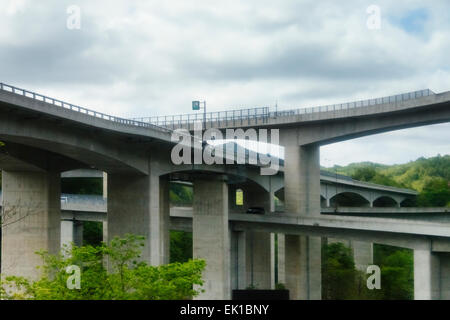 Highway-System in den Bergen, Takayama, Gifu Präfektur, Japan Stockfoto