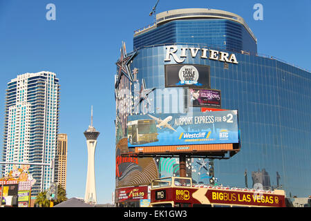 Las Vegas, Nevada, USA - 21. Oktober 2013: Riviera Hotel und Casino in Las Vegas. Riviera - die einzige große Unterhaltungs komplex auf dem Strip, der hat kein Thema. Riviera wurde geöffnet, 20. April 1955 Stockfoto