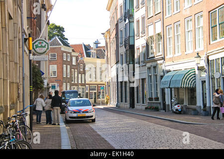 Dordrecht, Niederlande - 28 September: Menschen auf der Straße am 28. September 2013 in Dordrecht, Niederlande Stockfoto