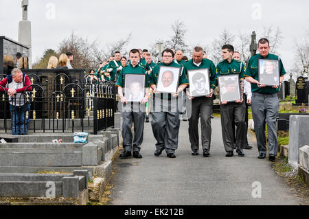 Belfast, Nordirland, Vereinigtes Königreich. 5. April 2015. Nationalen Graves Association und Sinn Féin feiern den 99. Jahrestag von den irischen Osteraufstand, Belfast Credit: Stephen Barnes/Alamy Live News Stockfoto